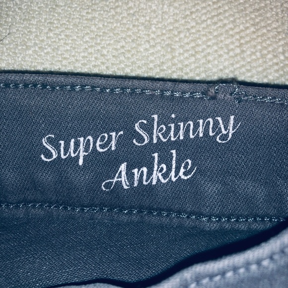 Henry & Belle super skinny ankle jeans - Picture 5 of 8